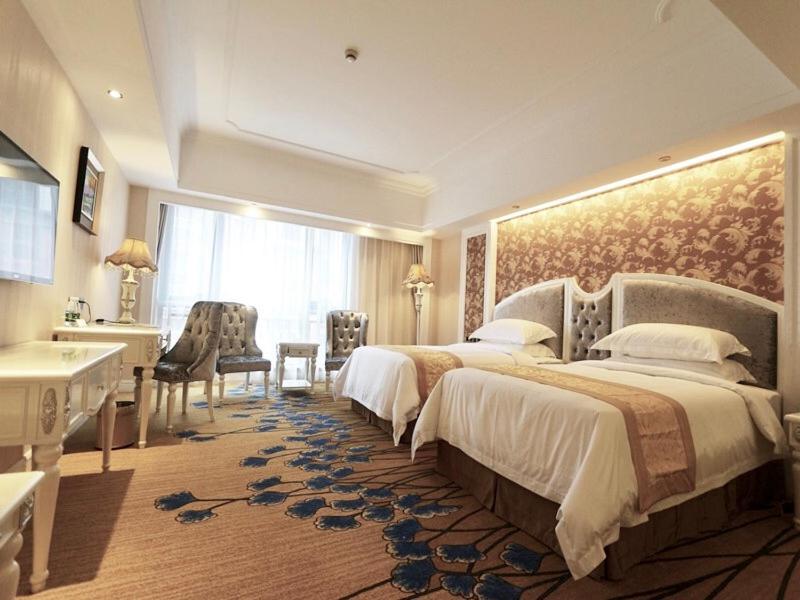 Vienna International Hotel Jieyang People'S Avenue Exterior foto